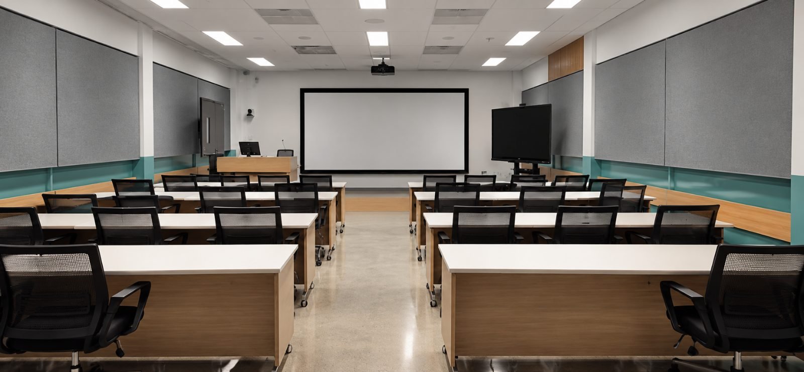 Interiors and custom furniture Aula Ateca — INS Bernat el Ferrer for Institut Bernat el Ferrer, Barcelona