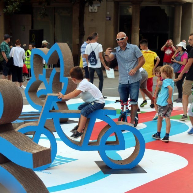 Installation Dia sense cotxes — Via Laietana for Ajuntament de Barcelona, Barcelona