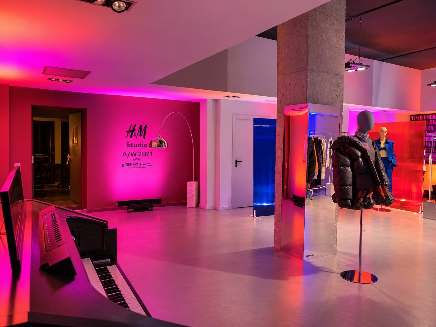 Event stand and elements H&M Studio A/W 2021 for H&M, Barcelona