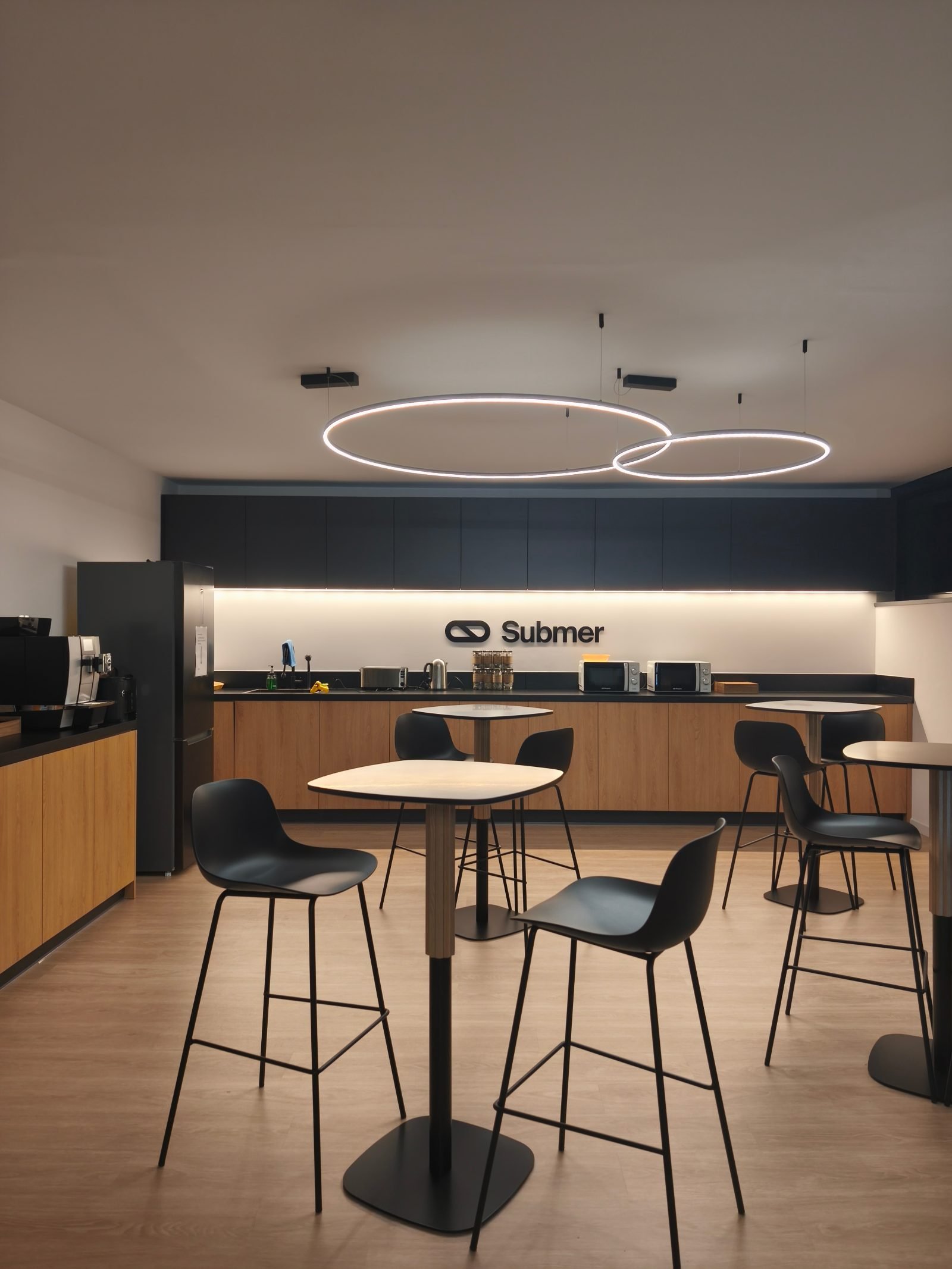 Interiors and custom furniture Submer Offices for Submer, Barcelona