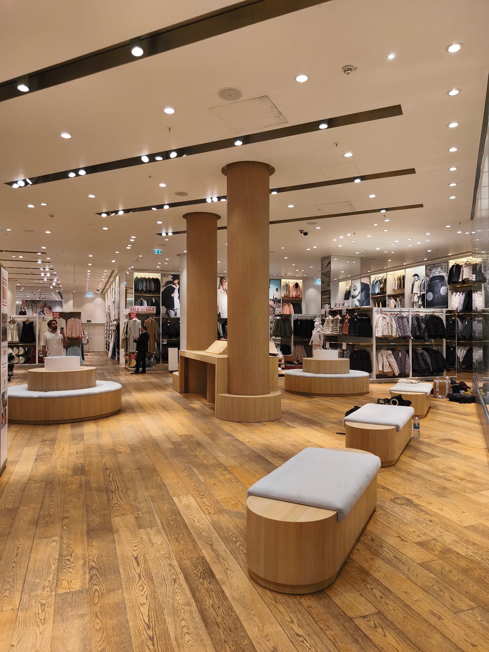 Retail space Uniqlo Berlin for Uniqlo, Berlin